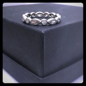 Pandora Alluring Brilliant Marquise ring